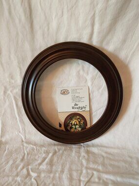 Van Hygan & Smythe "The Woodridge" Solid Wood Plate Frame